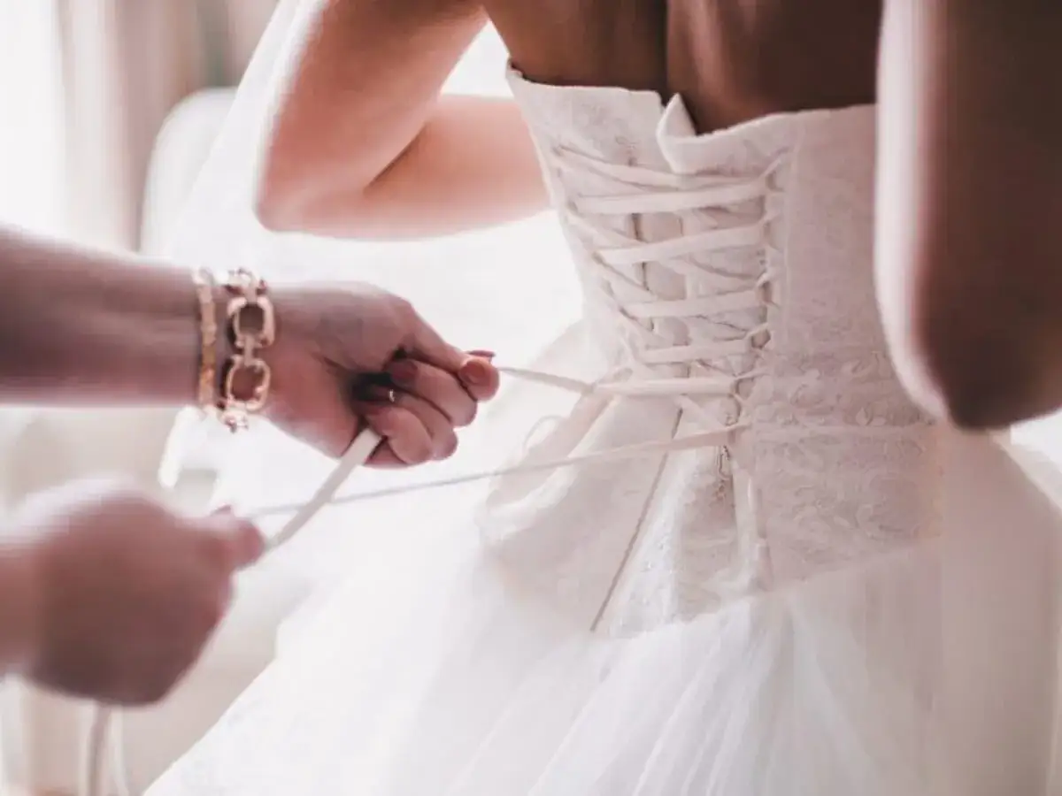 Zdjęcie &iquest;Cu&aacute;nto cuesta un vestido de novia en Espa&ntilde;a? Gu&iacute;a de precios y ahorro