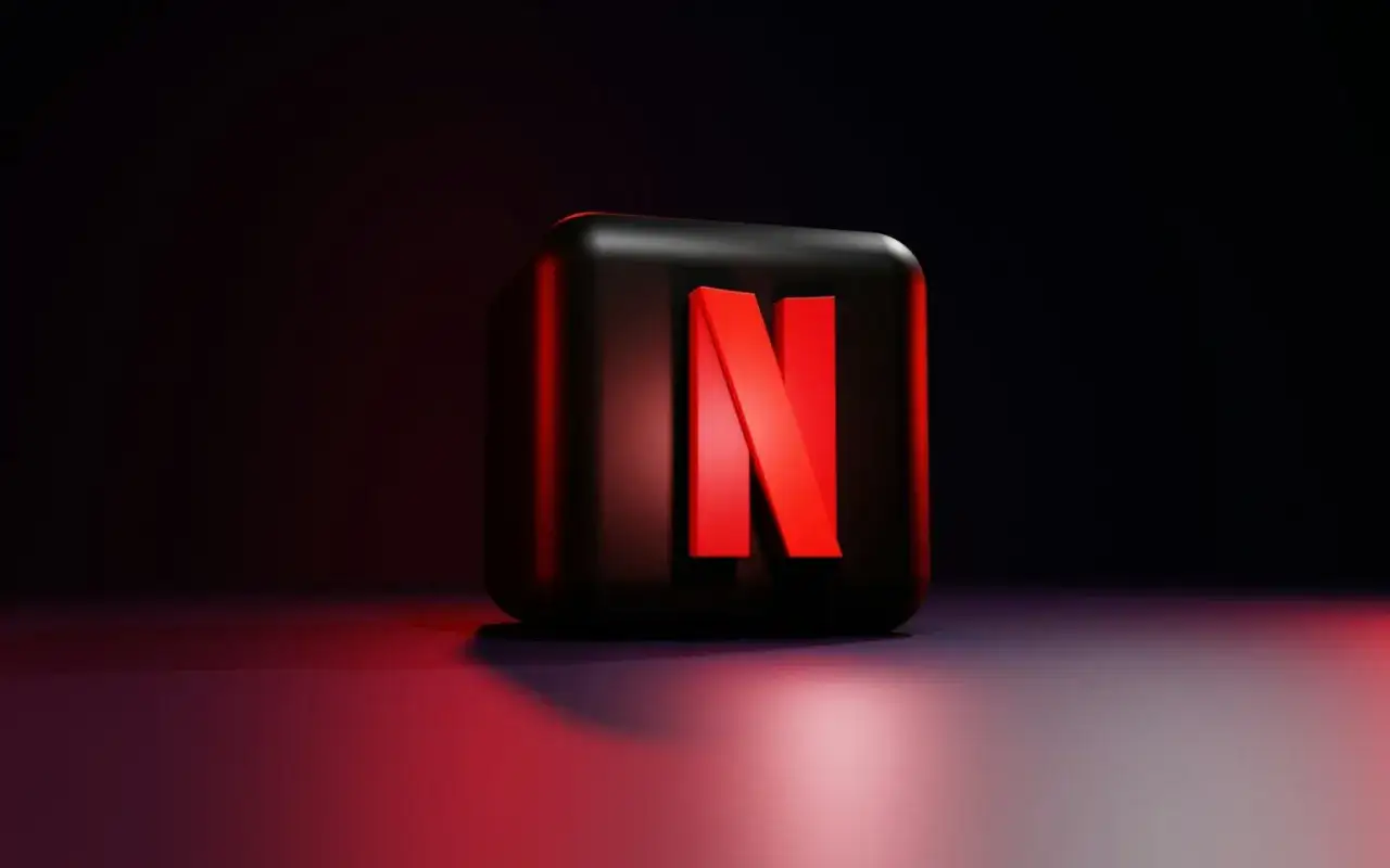 Zdjęcie Jak pobrać film z Netflixa na dysk i cieszyć się offline bez ograniczeń
