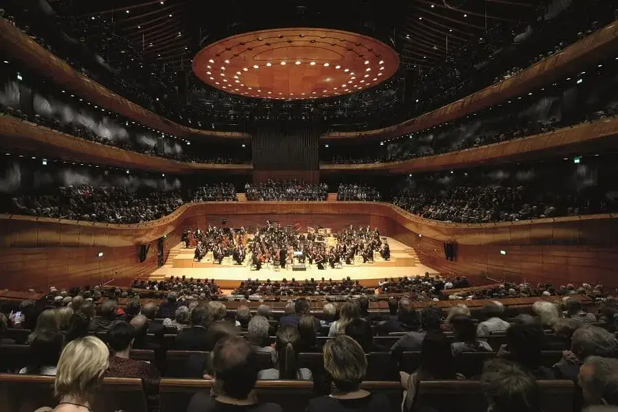 Zdjęcie Narodowa orkiestra symfoniczna polskiego: historia, sukcesy i wpływ na kulturę