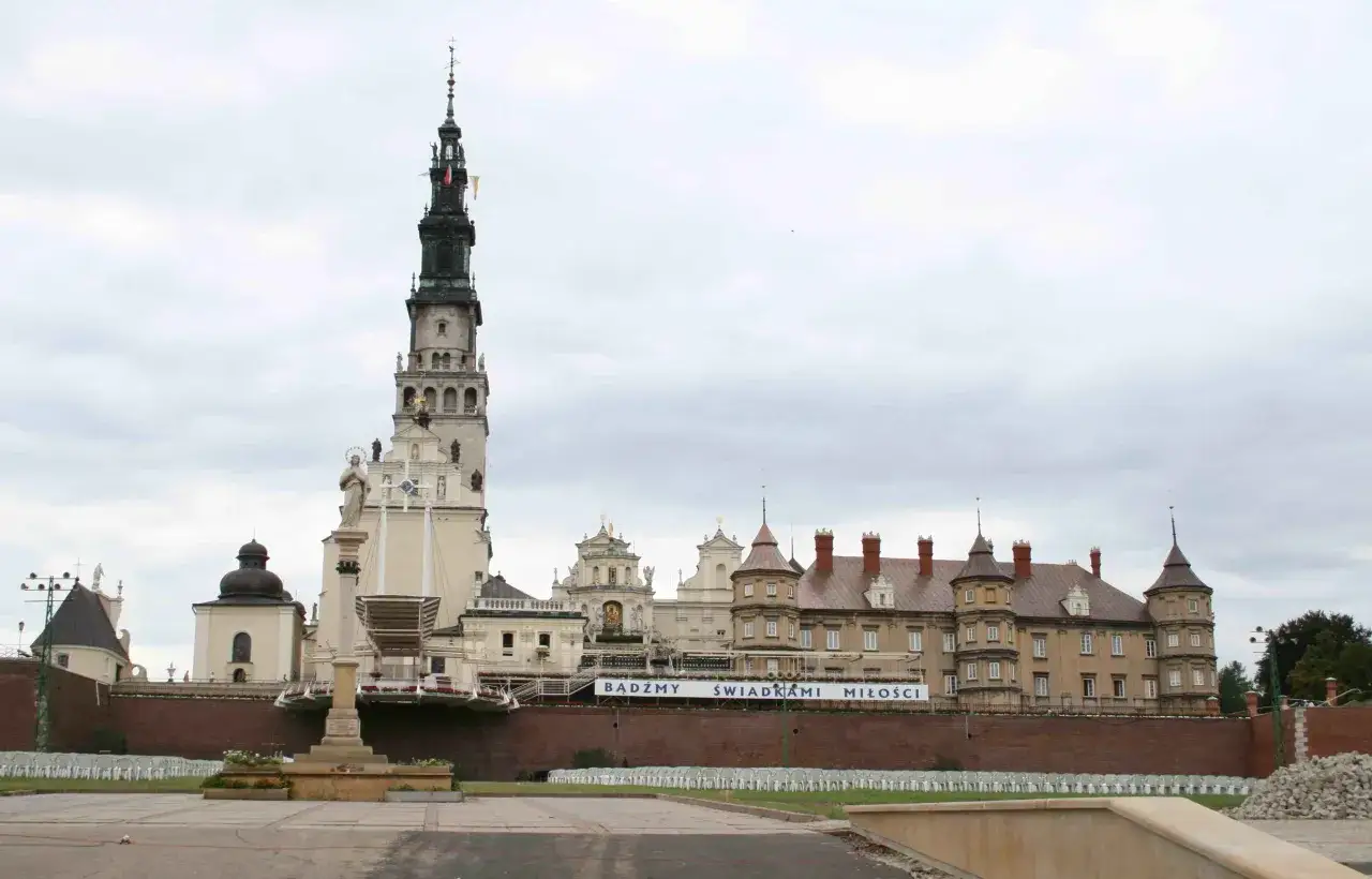 Zdjęcie Sanktuarium w Częstochowie: wszystko co musisz wiedzieć przed wizytą