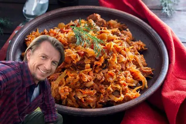 Zdjęcie Bigos z pora: Tradycyjny przepis z nowoczesnym twistem