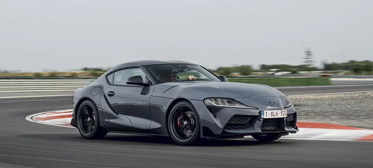 Zdjęcie Ile kosztuje Toyota Supra MK5? Ceny nowych i używanych modeli w Polsce