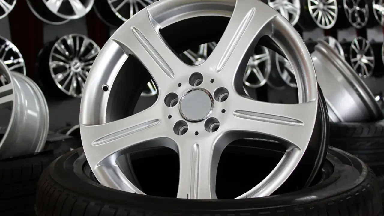 Zdjęcie Jakiej firmy felgi wybrać? Porównanie najlepszych producentów