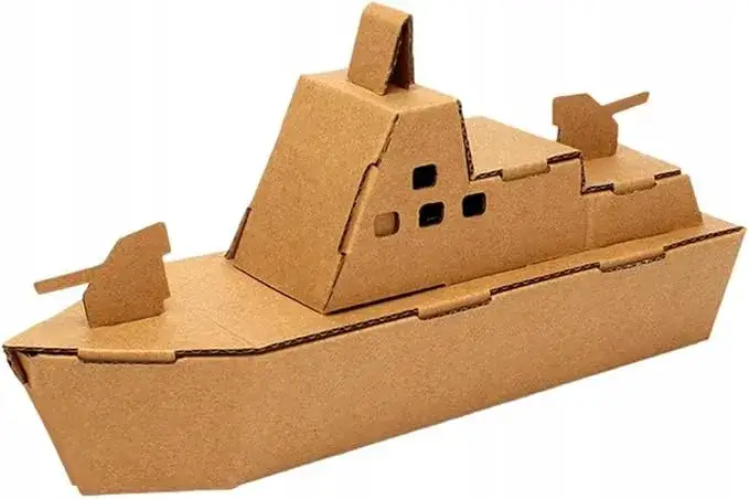 kartonowa ł&oacute;dka gotowa