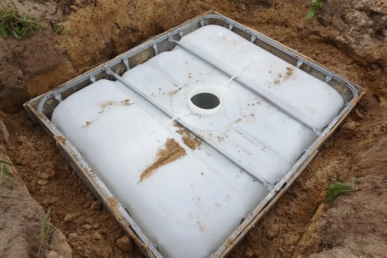 jak zamaskować zbiornik IBC mauzer