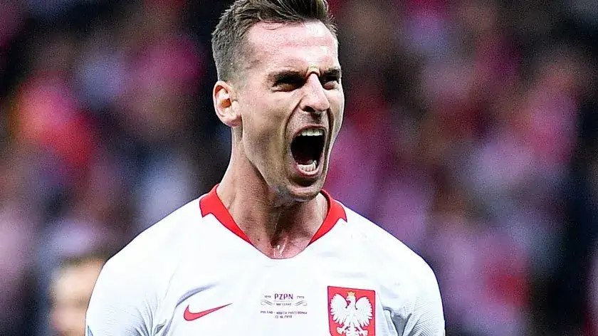 Zdjęcie Milik zarobki: jak jego pensja w Juventusie wypada na tle innych piłkarzy