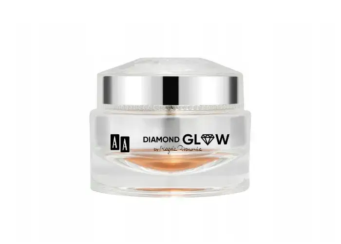 ranking kremów rozświetlających Rossmann, najlepsze kremy glow