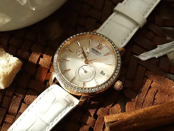 Damskie zegarki Orient r&oacute;żne kolekcje