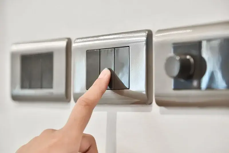 Zdjęcie Jak podłączyć oświetlenie: proste kroki, by uniknąć błędów