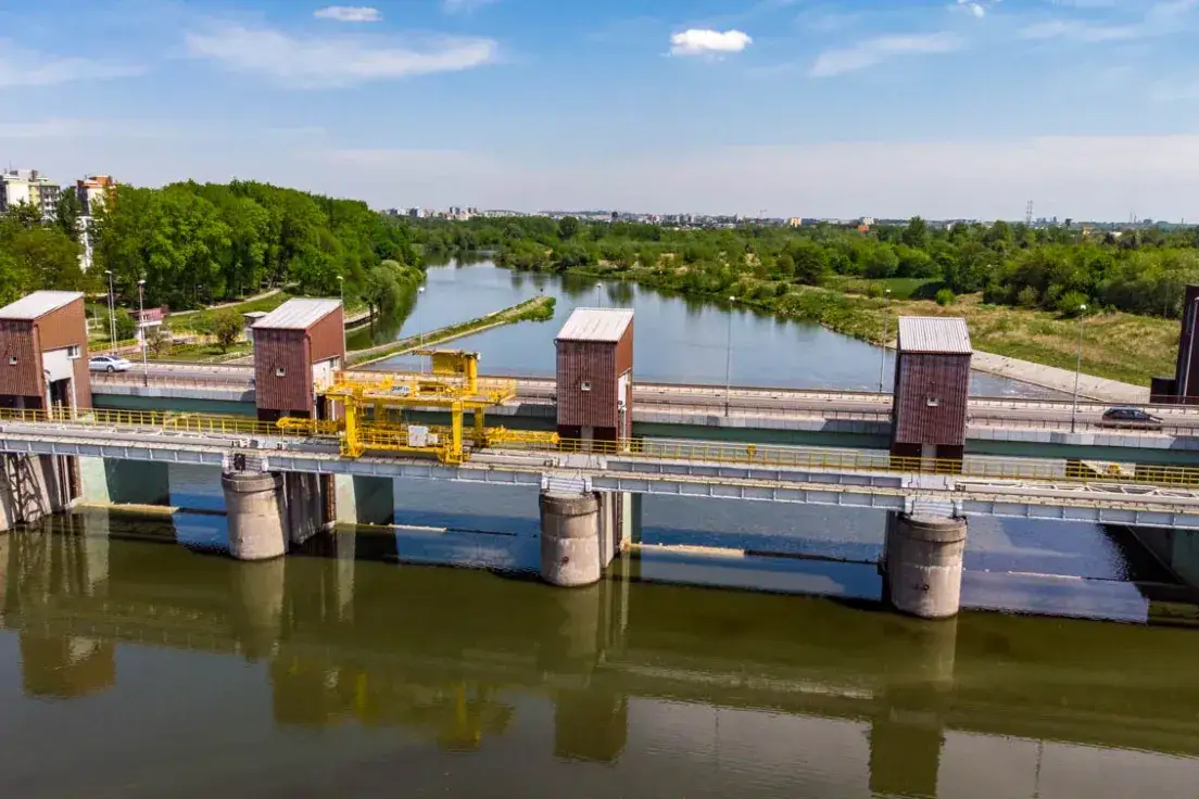 Elektrownia Wodna Dąbie widok og&oacute;lny