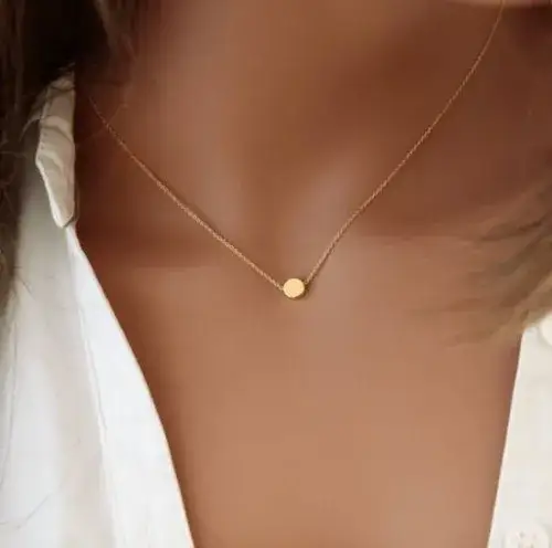 Modne naszyjniki celebrytki ze stali chirurgicznej