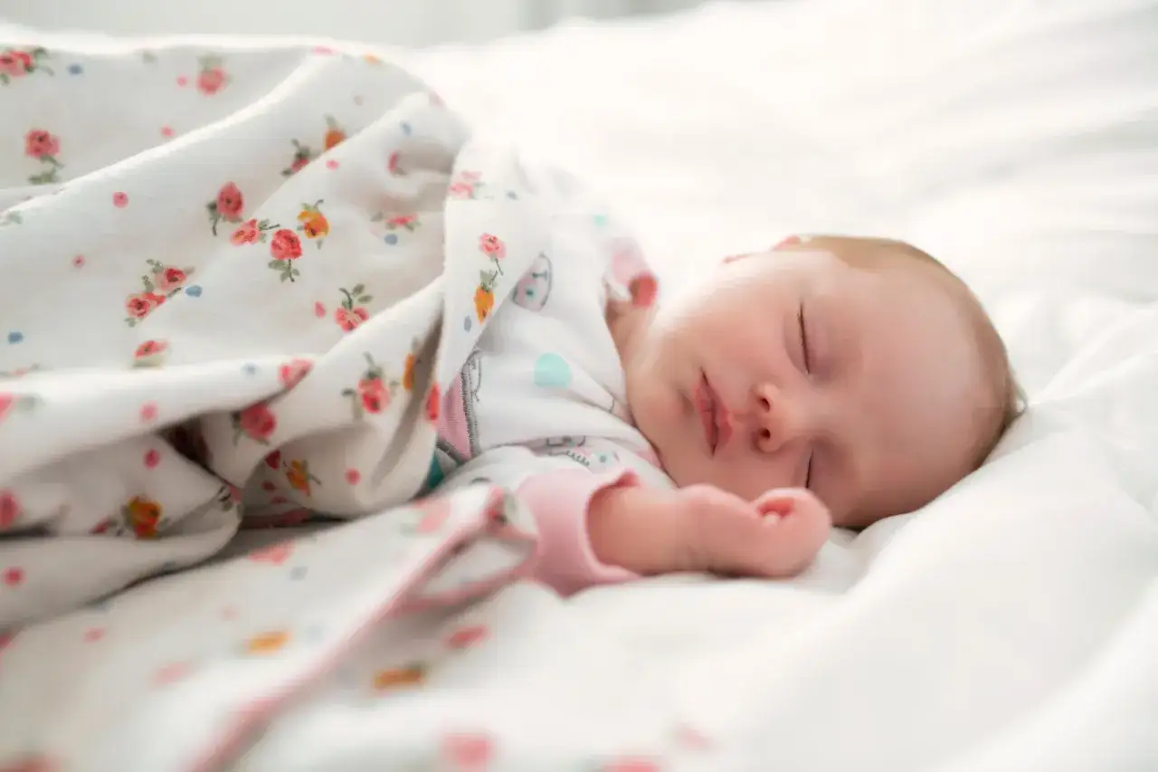 Zdjęcie Ile śpi 3 tygodniowe dziecko? Zaskakujące fakty o jego śnie
