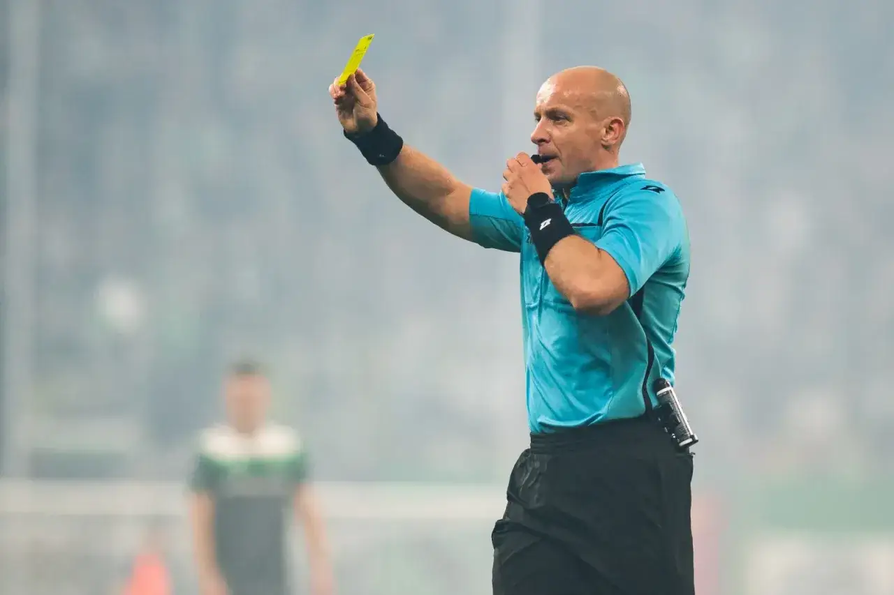 Zdjęcie Ile zarabia sędzia piłkarski na mistrzostwach świata? Zaskakujące kwoty!