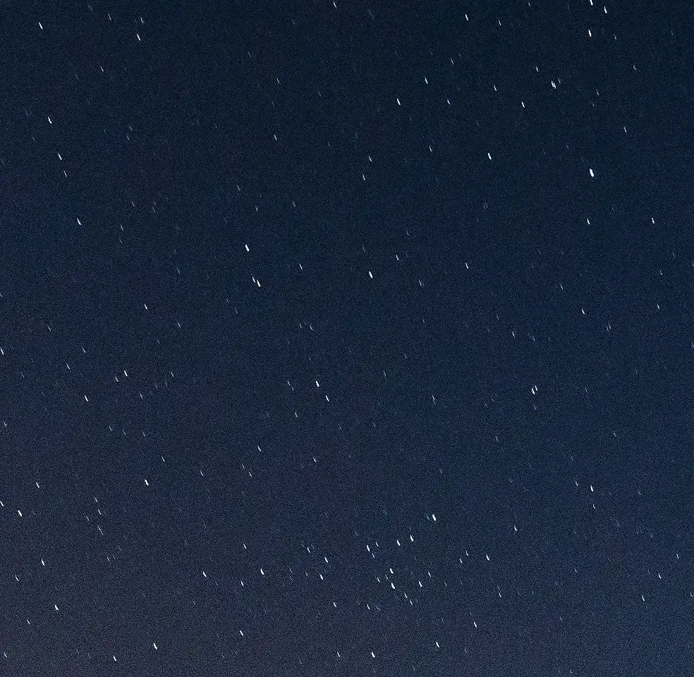 Zdjęcie Fotografowanie gwiazd: Przewodnik krok po kroku od sprzętu po obr&oacute;bkę