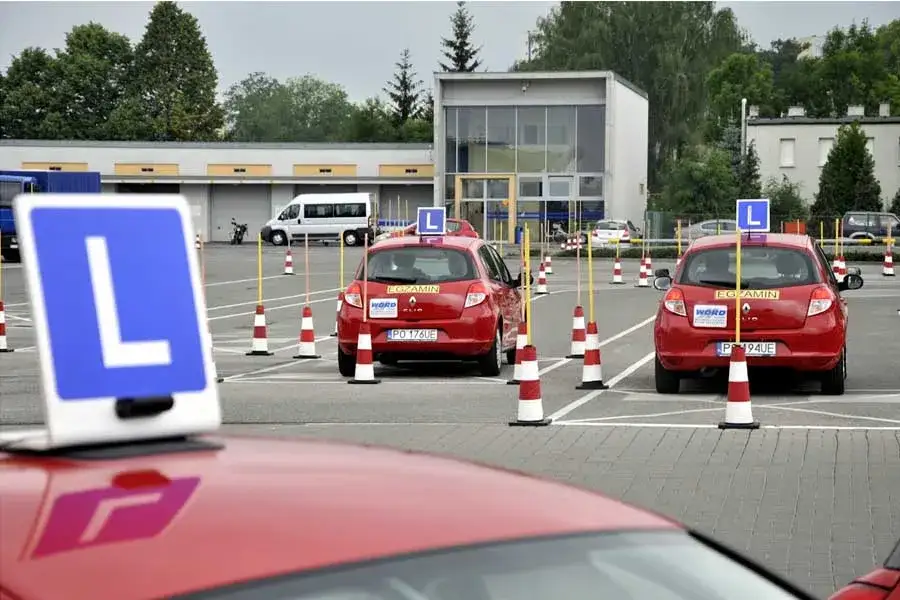 Zdjęcie Prawo Jazdy Kat A Poznań: Gdzie najlepiej zdawać egzamin?