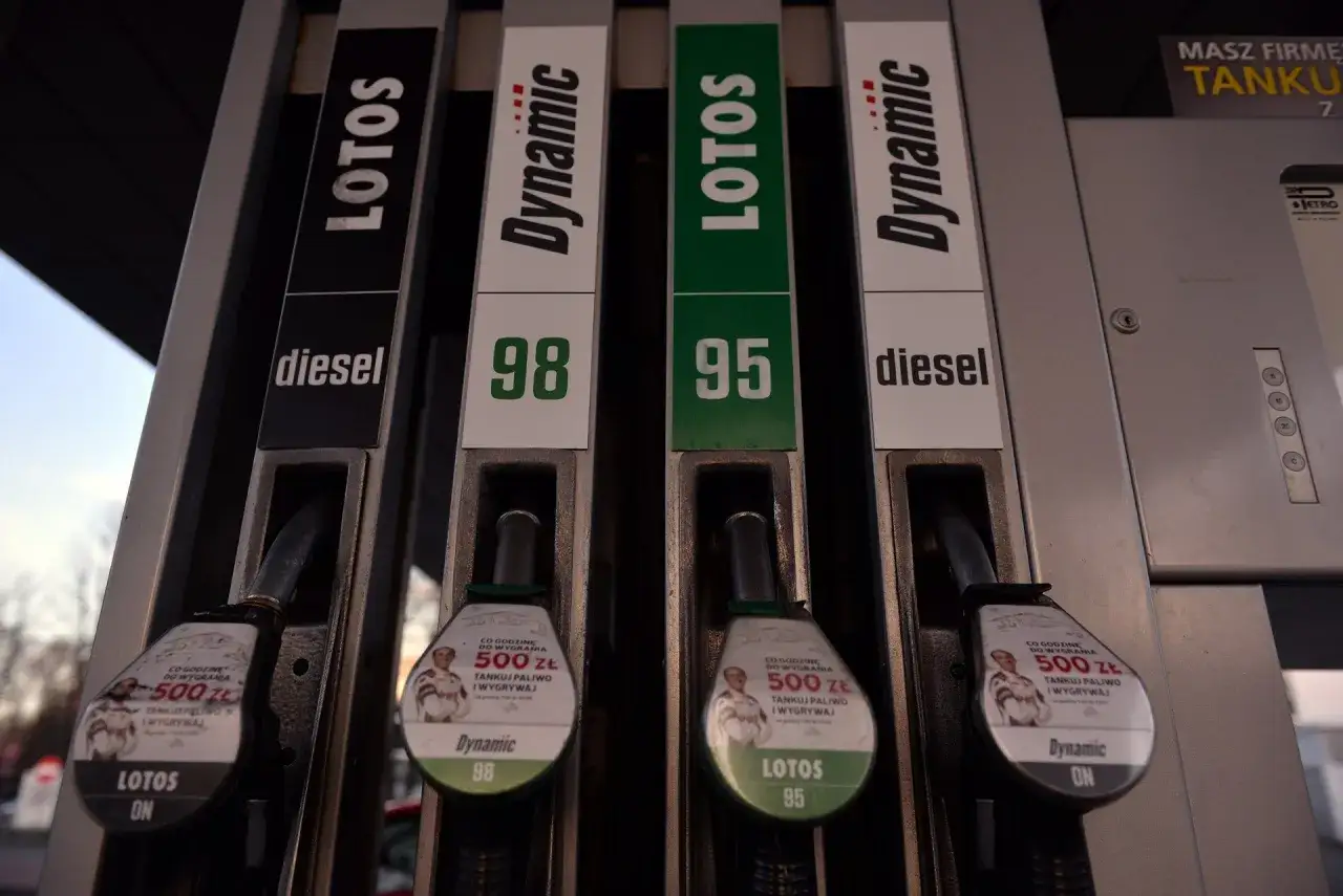 Zdjęcie Ile kosztuje diesel w Polsce? Sprawdź najnowsze ceny i różnice regionalne