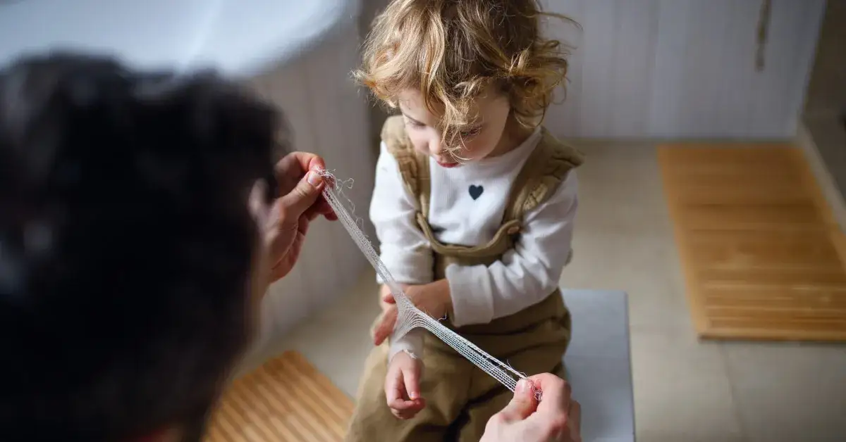 Zdjęcie Skuteczne sposoby na stłuczenia dla dziecka – jak pomóc maluchowi