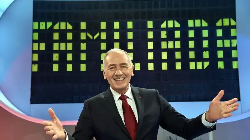 Zdjęcie Familiada o której godzinie? Sprawdź, kiedy nie przegapić odcinka