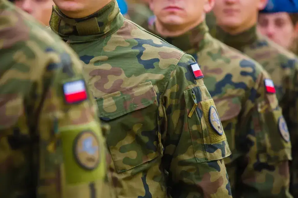 Zdjęcie Ile trwają ćwiczenia wojskowe? Poznaj różne rodzaje i regulacje