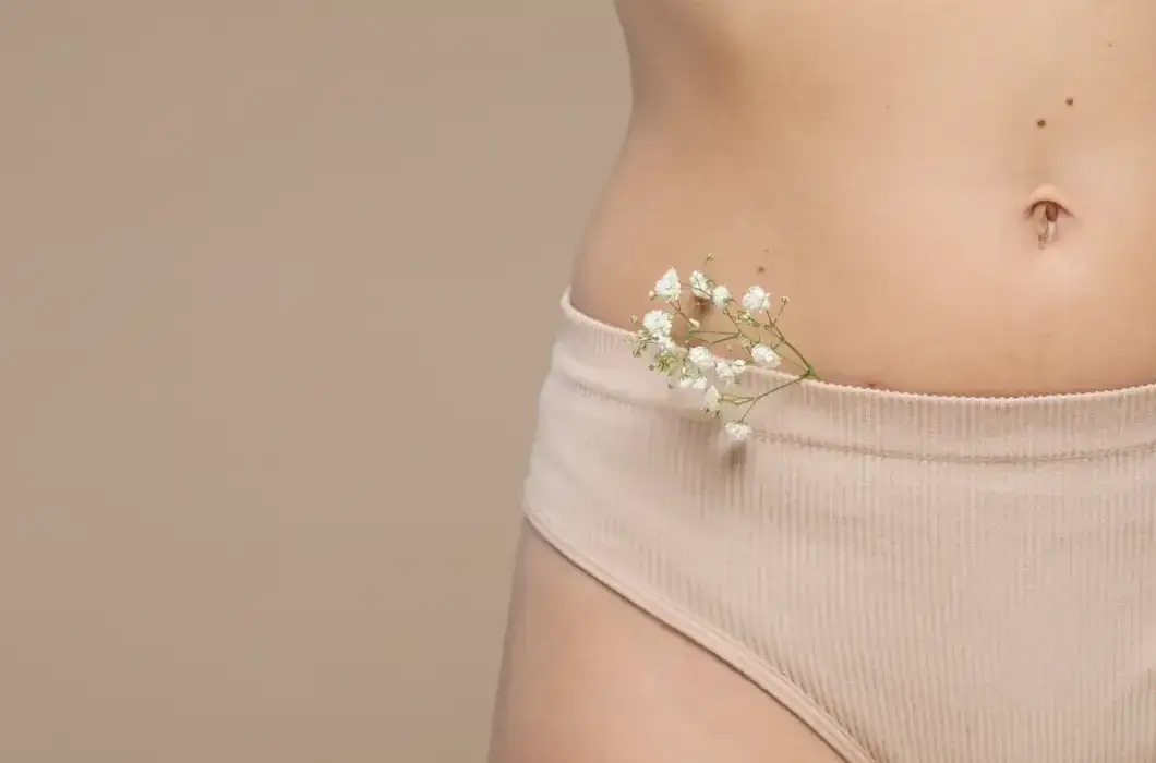 Zdjęcie Jak wygląda depilacja bikini woskiem u kosmetyczki - co musisz wiedzieć