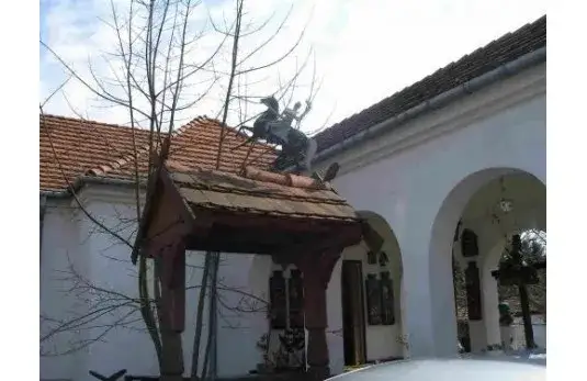 Zdjęcie Muzeum sztuki ludowej w Otrębusach: historia, zbiory i wirtualne zwiedzanie