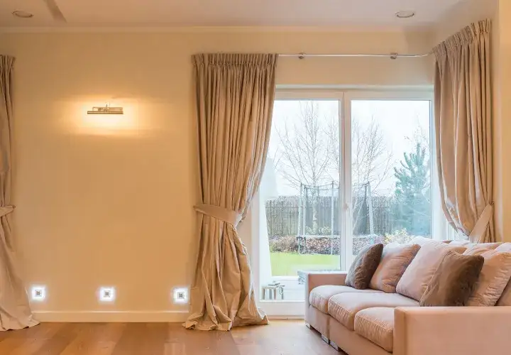 Zdjęcie Jak dobrać karnisz do szerokości okna, by uniknąć błędów?