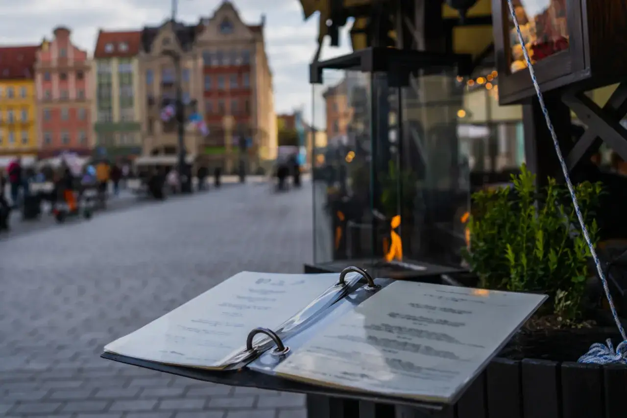 Zdjęcie Gdzie zjeść we Wrocławiu? Odkryj najlepsze restauracje i smaki
