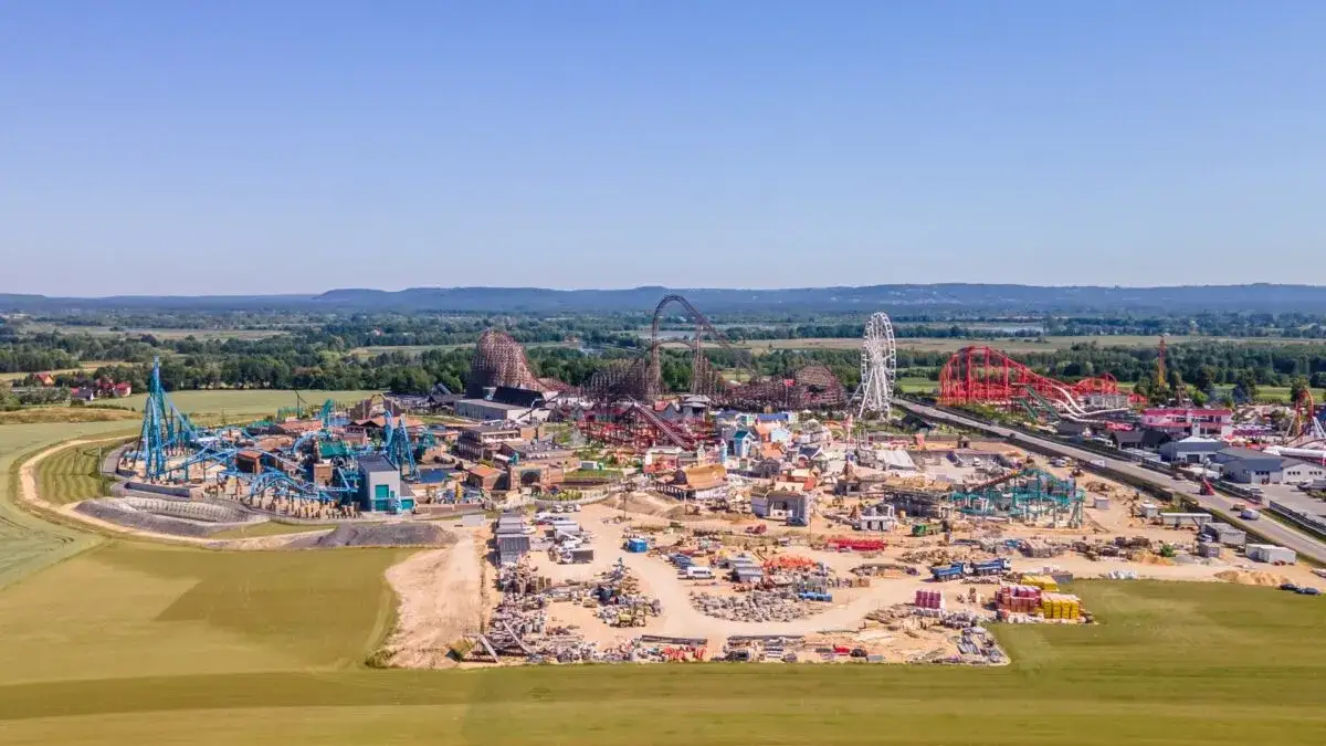 Zdjęcie Energylandia - kiedy otwarcie rollercoastera i co warto wiedzieć