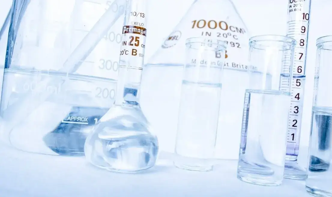 Zdjęcie Do czego służy probówka w laboratorium? Odkryj jej kluczowe zastosowania