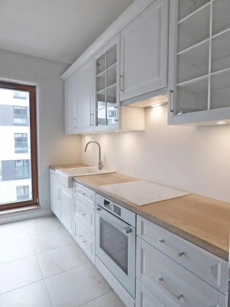 Zdjęcie Jakie kolory ścian do szarych mebli kuchennych, aby uniknąć błędów?