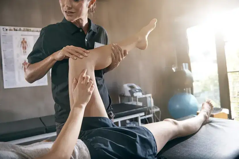 Zdjęcie Czy do fizjoterapeuty potrzebne jest skierowanie? Sprawdź koszty i zasady