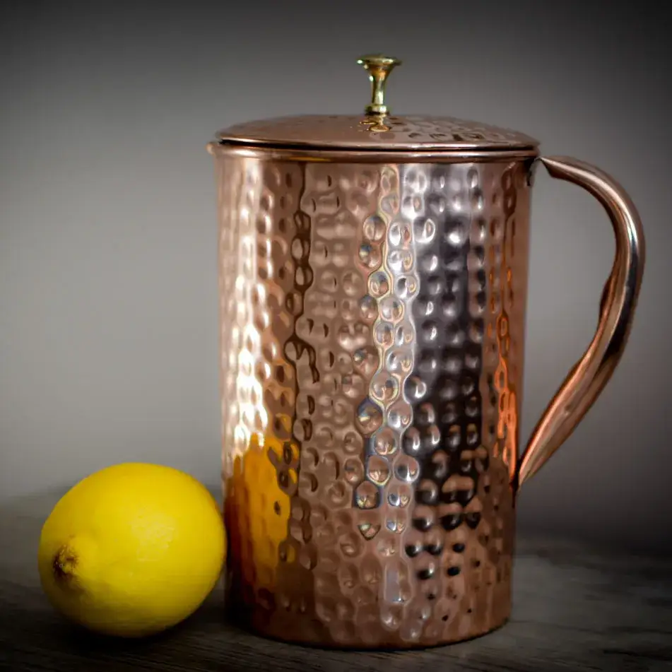 Zdjęcie Czym czyścić miedziane naczynia, aby nie uszkodzić ich powierzchni?