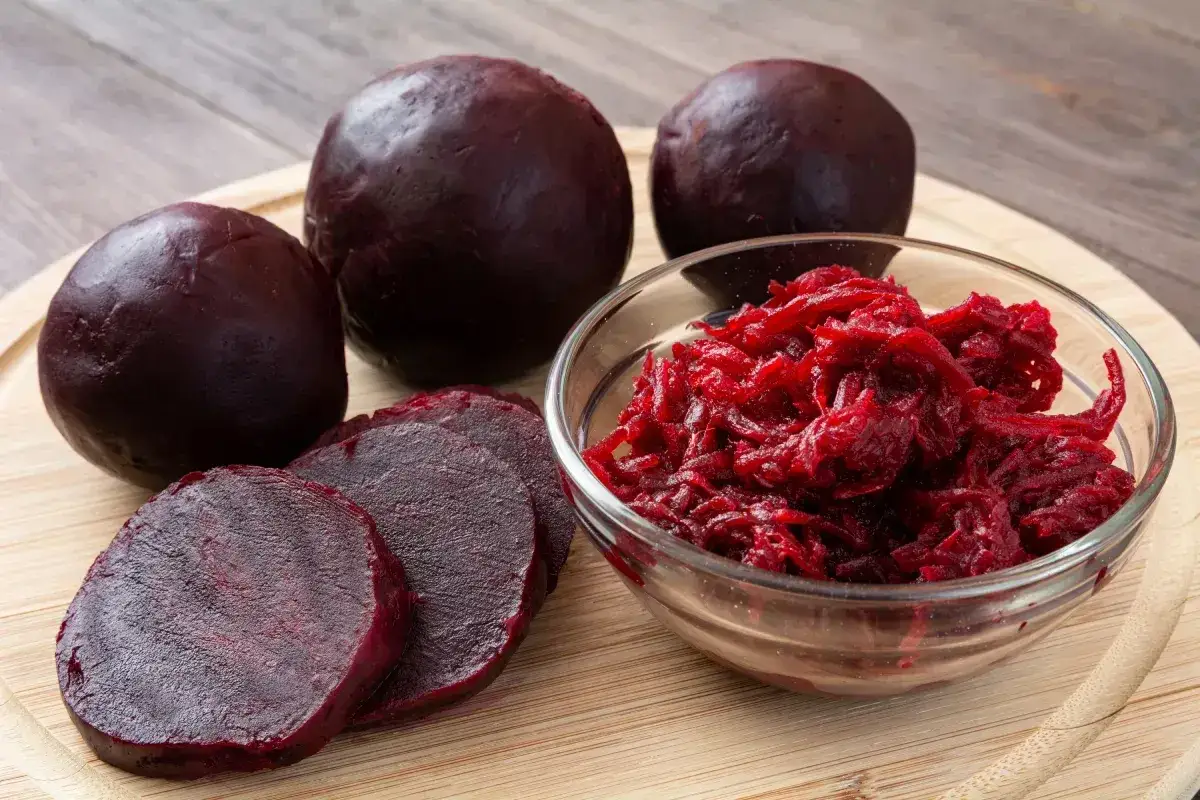 Zdjęcie Jak ugotować buraki do sałatki, aby były smaczne i kolorowe?