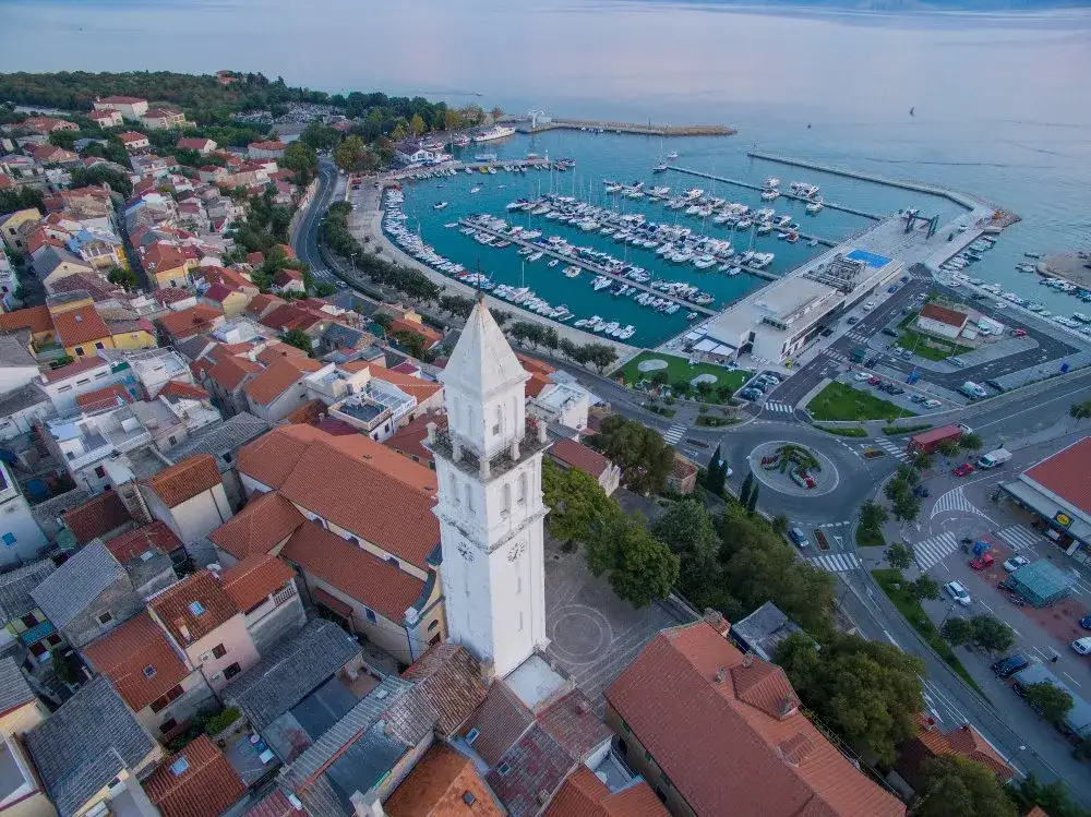 Zdjęcie Novi Vinodolski atrakcje, które musisz zobaczyć – nie przegap ich!