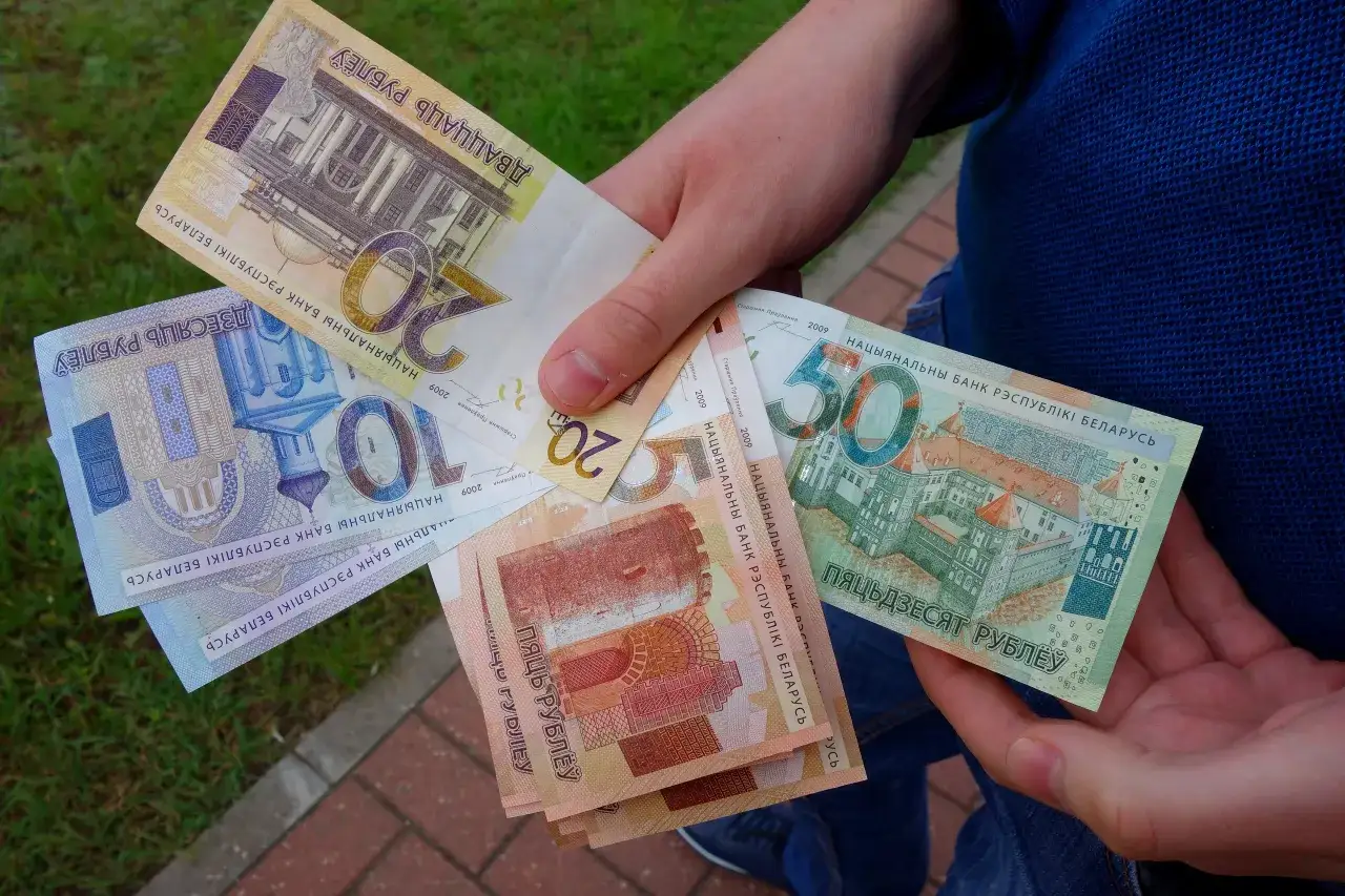 Zdjęcie Jaka waluta jest na Białorusi? Kluczowe informacje, historia i płatności