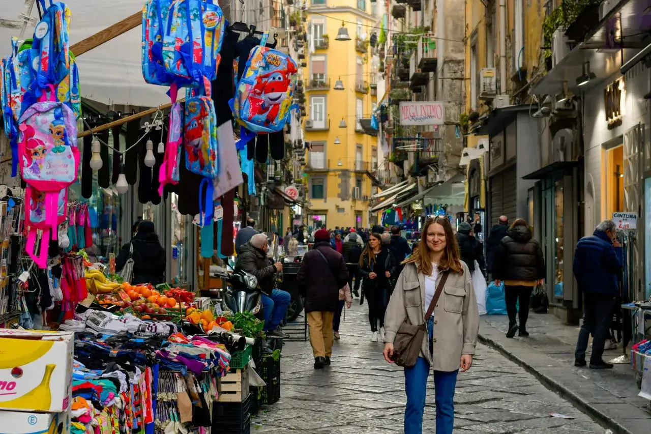 Zdjęcie Czy w Neapolu jest bezpiecznie? Fakty i wskazówki dla turystów
