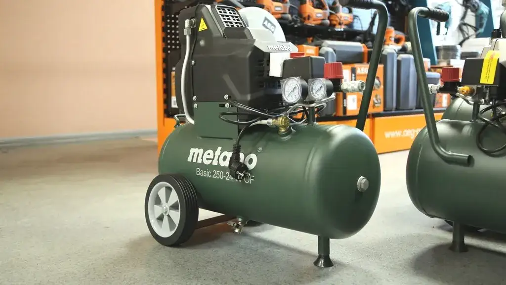 Zdjęcie Jaki kompresor do malowania auta - uniknij najczęstszych błędów