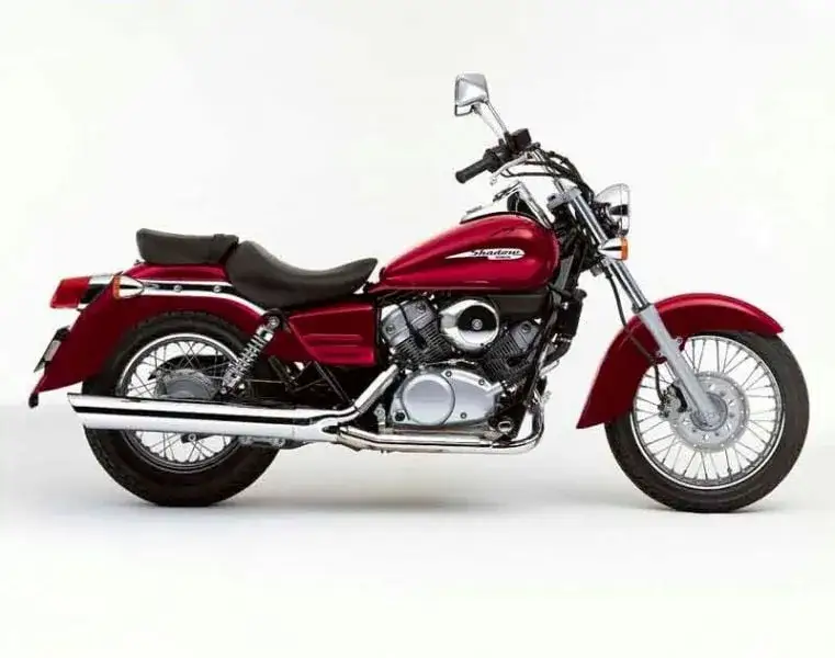 Zdjęcie Yamaha Drag Star 125 czy Honda Shadow 125 – która jest lepsza?