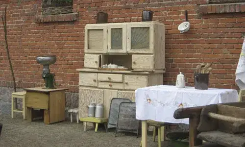 Zdjęcie Mniszki Skansen: Odkryj zanikające rzemiosła i lokalną historię