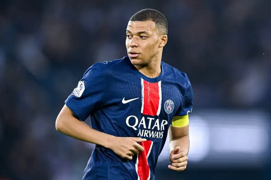 Zdjęcie Kylian Mbappé nie ma dzieci – co to oznacza dla jego przyszłości?