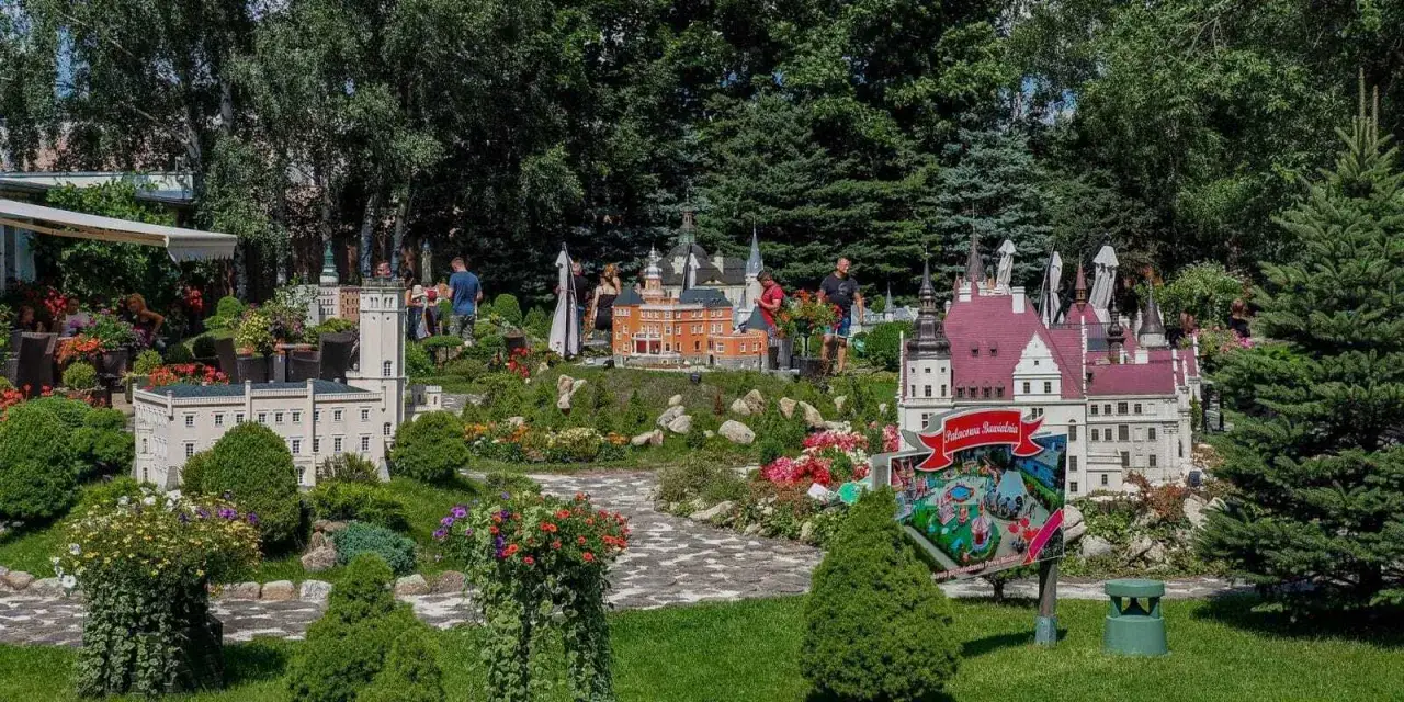 Zdjęcie Park Miniatur Dolny Śląsk: atrakcje, ceny biletów i opinie odwiedzających