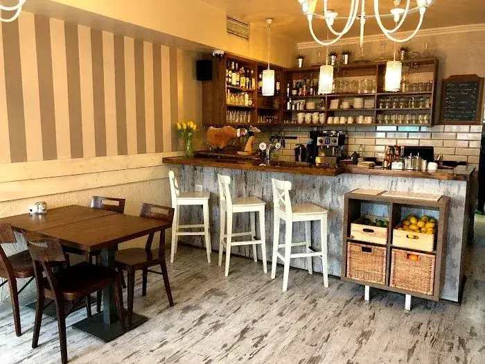Zdjęcie Gdzie zjeść w Białymstoku? Odkryj najlepsze restauracje i smaki