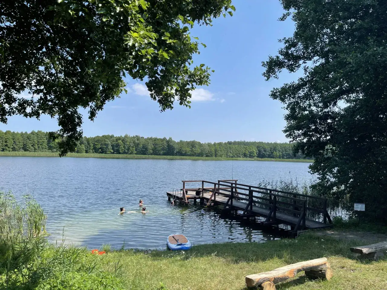 Zdjęcie Wypoczynek nad jeziorem Kujawsko-Pomorskie – idealne miejsca na relaks