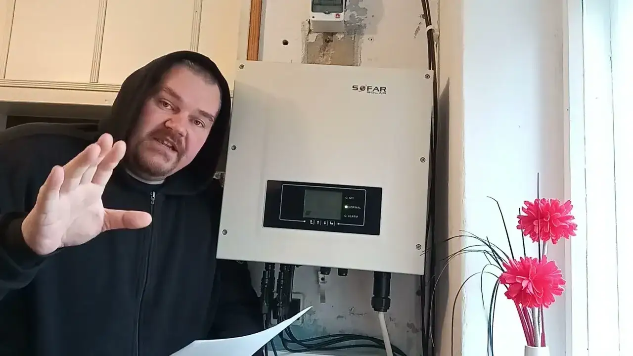 Zdjęcie Jak podnieść napięcie na falowniku Sofar bez ryzyka uszkodzeń