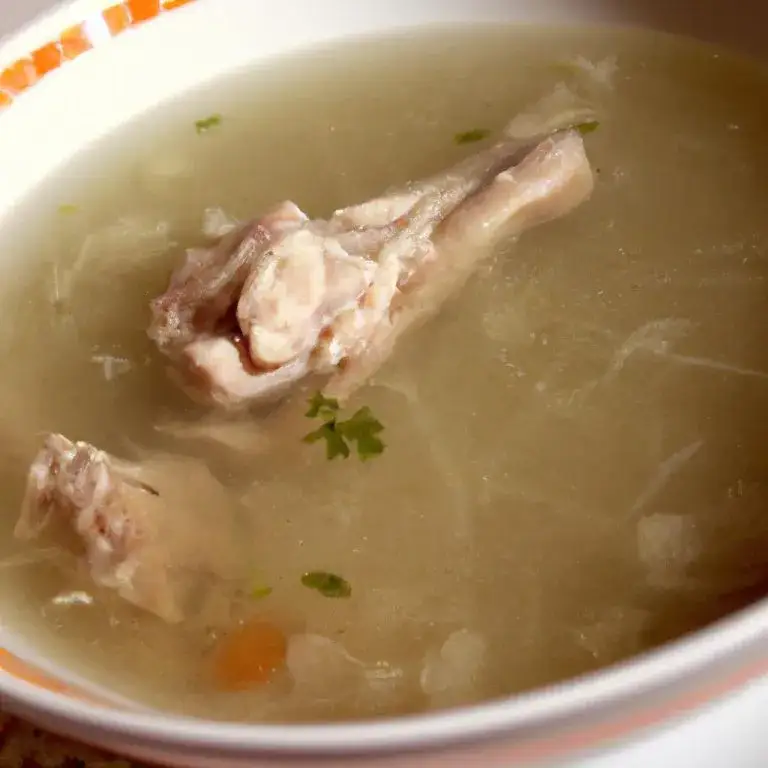 Zdjęcie Kiedy dodawać przyprawy do rosołu, aby był smaczny i aromatyczny