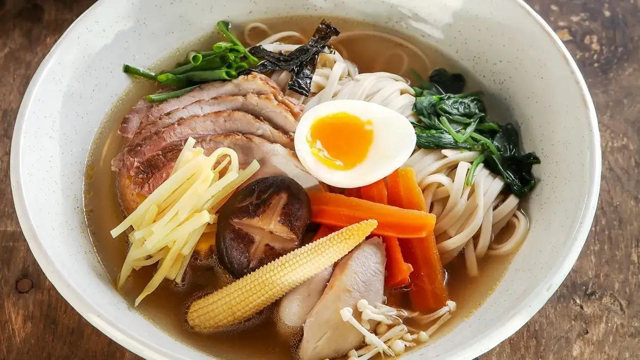 Zdjęcie Ramen zupa: tajemnicza podróż przez smaki japońskiej kuchni