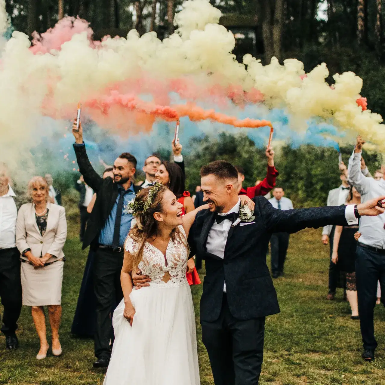 Zdjęcie Ile bierze fotograf za wesele? Sprawdź ceny i co wpływa na koszty