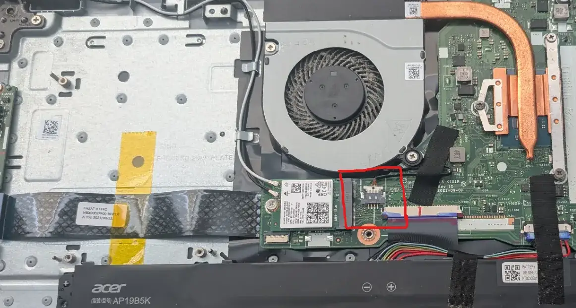 Zdjęcie HDD upgrade kit Acer - co to jest i jak poprawić wydajność laptopa
