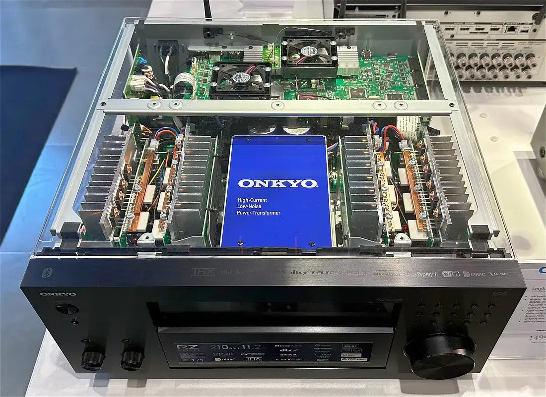 Zdjęcie Wzmacniacz Onkyo czy Denon – który model naprawdę warto wybrać?