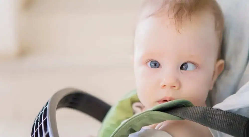 Zdjęcie Zez ukryty u dziecka objawy: jak je rozpoznać i kiedy działać